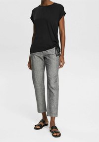 Esprit Collection Camiseta básica - black