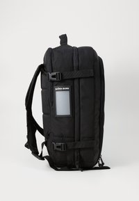 Björn Borg TRAVEL BACKPACK - Reseryggsäck - black beauty
