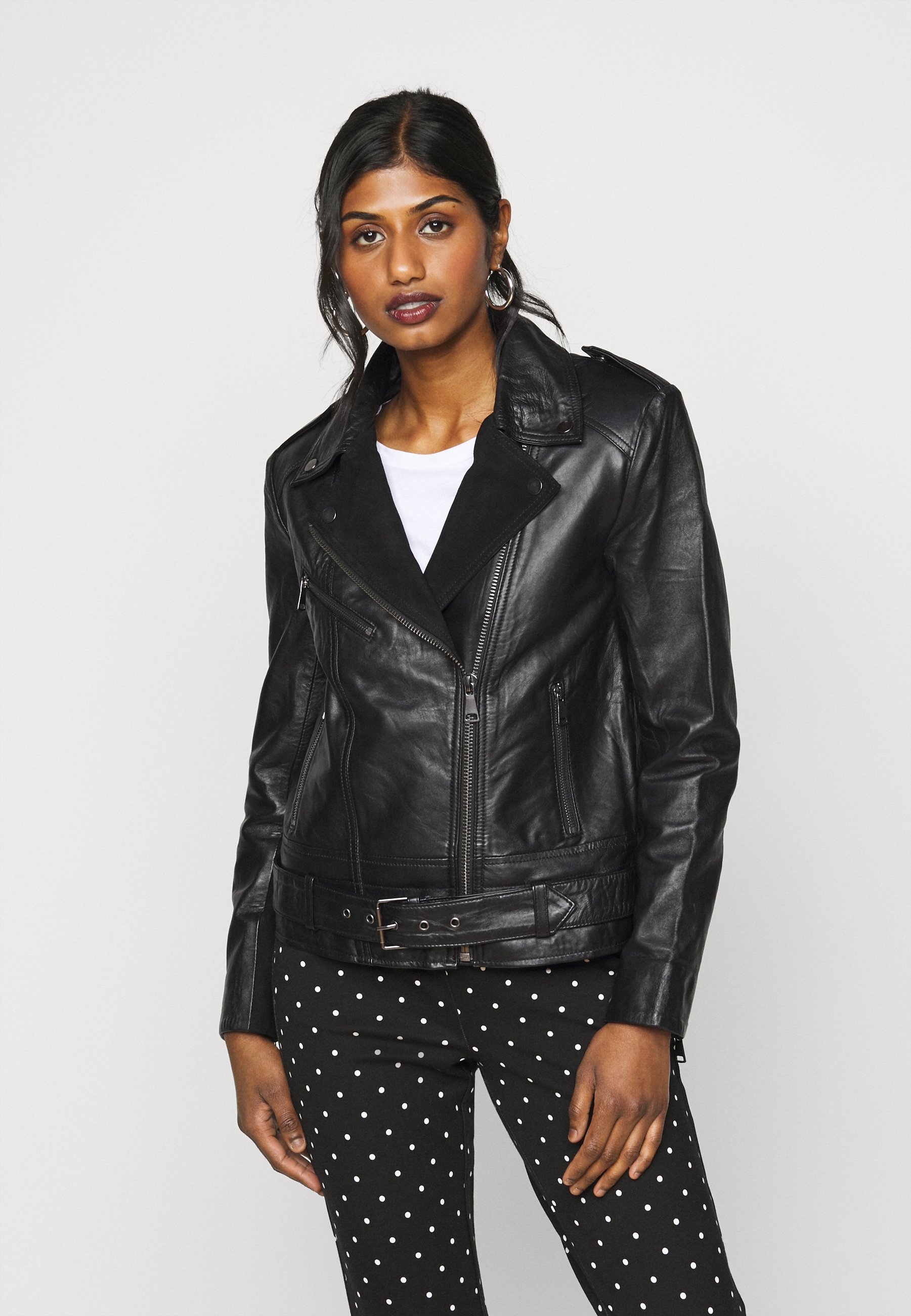 VILA PETITE VILLOW BIKER JACKET Skinnjacka black VILA PETITE VILLOW BIKER JACKET Skinnjacka black