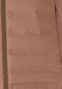 Endurance FUNKTIONS REITTA W HYBRID  - Väst - 5133 beaver fur