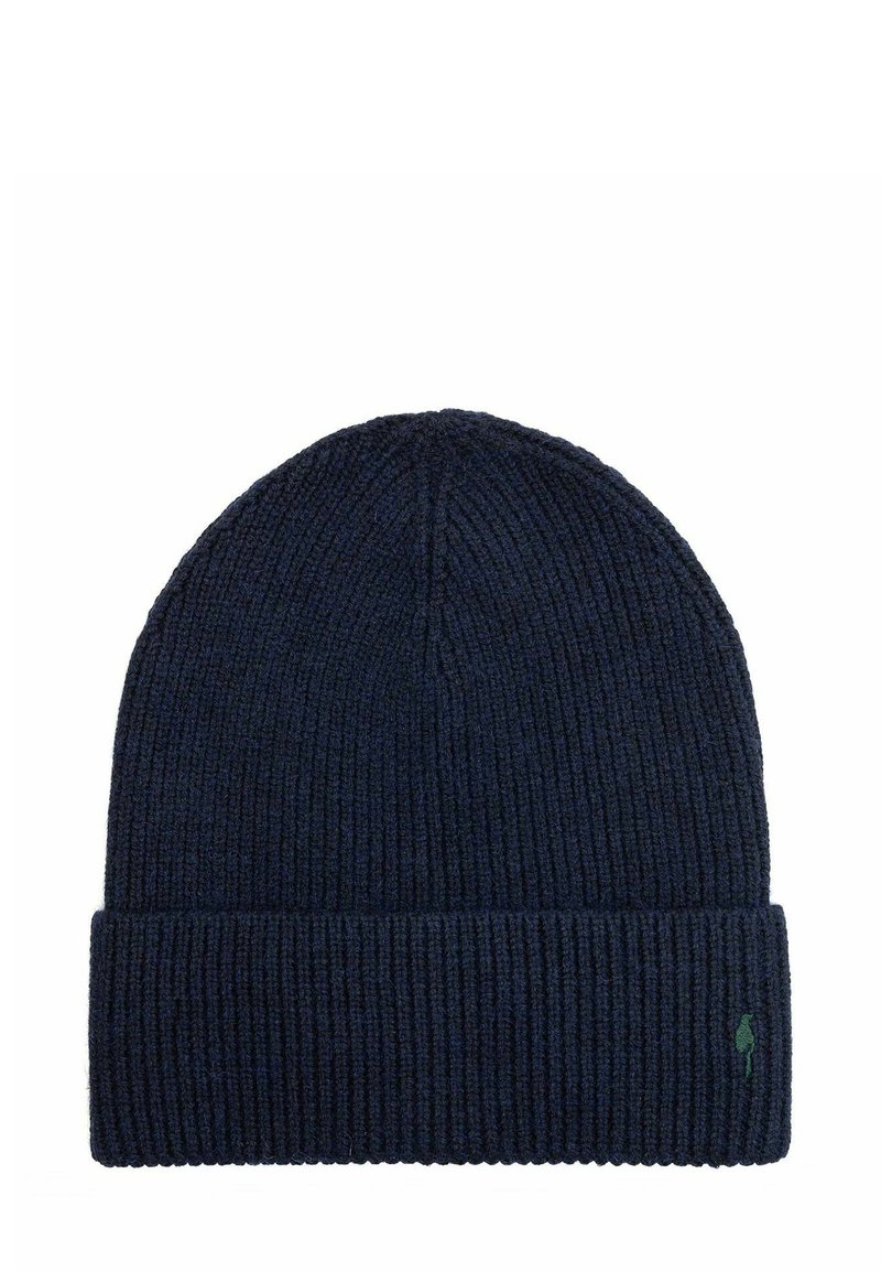 Granatowa, dziana czapka beanie o prążkowanej fakturze i zawiniętym mankiecie. Zawiera małe zielone logo z boku.