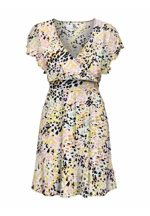 Robe portefeuille à manches courtes avec taille cintrée, présentant un imprimé léopard abstrait multicolore dans des tons pastel et noir.