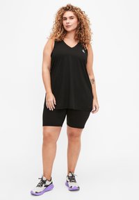 Active by Zizzi - V-NECK - Top - black Miniatuurafbeelding 1