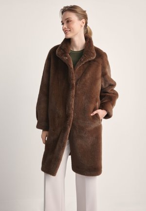 OCHNIK - Krótki płaszcz