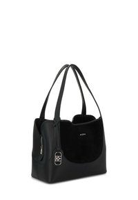 Svart tote-väska i slät läder med en frontpanel i mocka. Har dubbla handtag och en silveraccent på sidan. Inkluderar en fack med dragkedja.