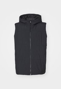Gilet imbottito nero con cappuccio, dotato di zip centrale e design trapuntato orizzontale. Texture liscia con un'etichetta logo sull'orlo.