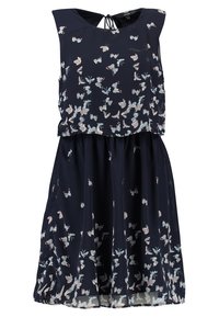 Námořnické šaty s bezramínkovým topem a rozšířenou sukní, zdobené motýlími vzory v pastelových barvách. Lehká, splývavá látka.
