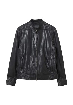 Veste en cuir noire avec fermeture éclair à l'avant, col montant et poches latérales zippées, présentée à plat sur un fond blanc.