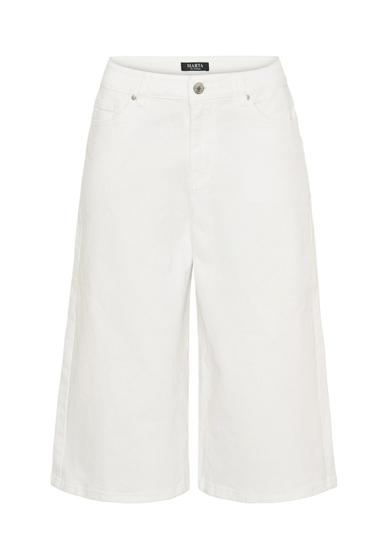 Hvide, knælange culottebukser fremstillet af bomuld, med en frontlukkning med knap, to sidelommer og en lige snitdesign.
