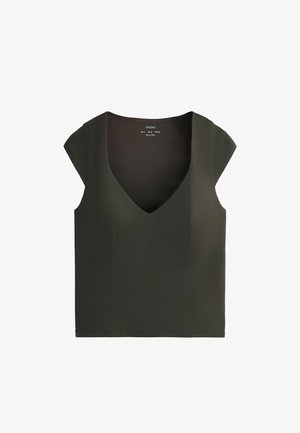 Tmavozelený krátky top s krátkym rukávom a výstrihom do V, s priliehavými švami, vyrobený z hladkej látky.