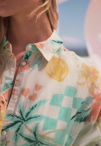 Next COVER-UP REGULAR FIT - Dodaci za plažu - aqua white pink