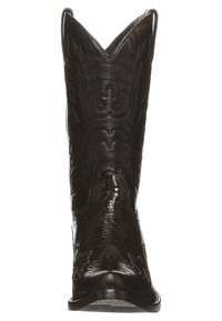 Bota de cowboy de cuero marrón con punta afilada, intrincados patrones de costura y un caña alta que presenta un borde superior festoneado.