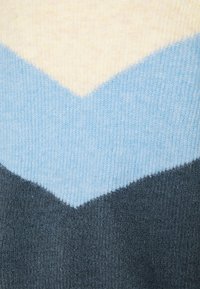 Vero Moda Petite Stickad tröja - beige