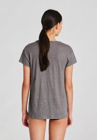 GAI+LISVA SIMONE TEE  - Paprasti marškinėliai - gargoyle