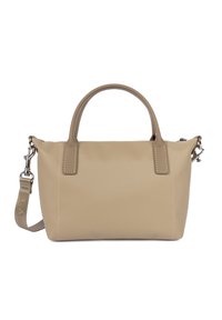 Borsa strutturata beige con doppio manico superiore, tracolla in tessuto rimovibile e ganci metallici su sfondo bianco.