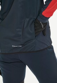 Endurance Softshell jakker - dark sapphire