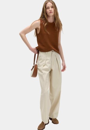 Marks & Spencer, - Top