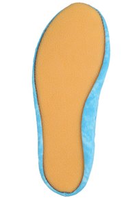 Blauwe stoffen slipperzool met een gestructureerd oppervlak, tan kleurige schuimachtige onderkant en een gladde rand. Ontworpen voor comfort en ondersteuning.