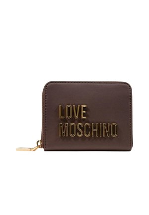 Brązowy portfel na zamek błyskawiczny z złotymi literami "LOVE MOSCHINO" na przodzie i złotym uchwytem zamka po lewej stronie.