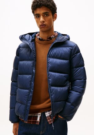 Tommy Jeans, HOODED LOGO PUFFER - Zimná bunda - dark night navy