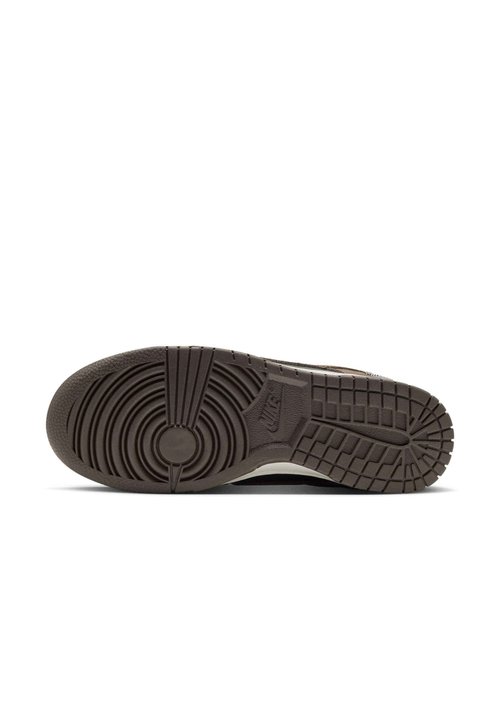 Nike Dunk Low Suede 'Black Sail' (Women's) — photo 5