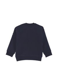 Sweatshirt blu navy con maniche lunghe, scollo a rotondo, polsini e orlo a costine, realizzato in tessuto morbido. Presenta un branding minimale sulla parte superiore della schiena.