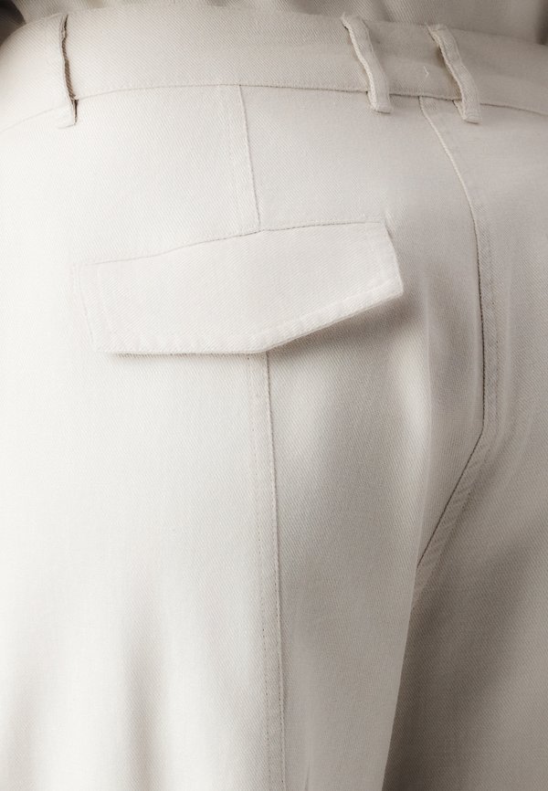 ZAHRA - Trousers - birch2