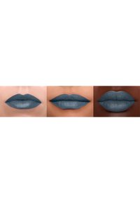 NYX Professional Makeup SUEDE MATTE LIPSTICK granatowy