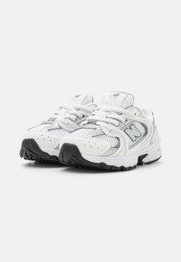 New Balance 530 UNISEX - Trainers - white/silver