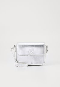 Selected, silver-coloured