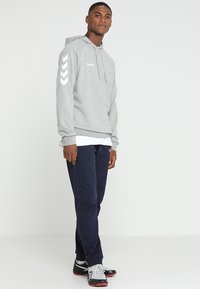 Hummel PANT - Trainingsbroek - marine