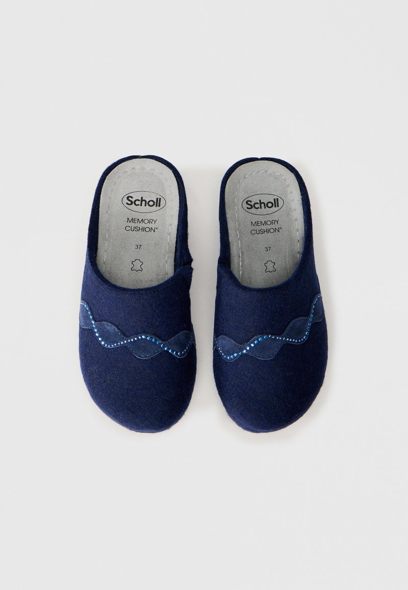 Pantofole in feltro blu navy con motivo ondulato e dettagli scintillanti lungo il lato. Imbottitura in schiuma memory e design slip-on. Misura 37.