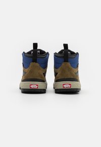 Vans ULTRARANGE EXO HI MTE-1 UNISEX - Sapatilhas de cano alto - butternut/moss gray