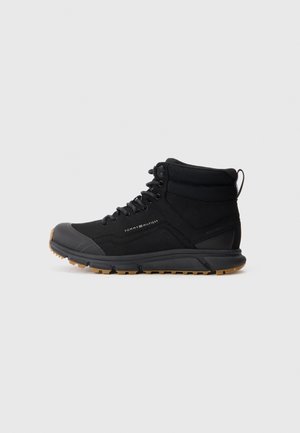 Höga sneakers - black