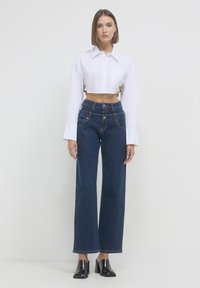 Calliope CROP CON FIBBIE LATERALI  - Camicia - bianco