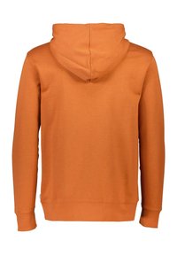 Sudadera naranja con capucha ajustable, mangas largas y bolsillo tipo canguro. Fabricada con un tejido suave y texturizado, con puños y dobladillo acanalados.