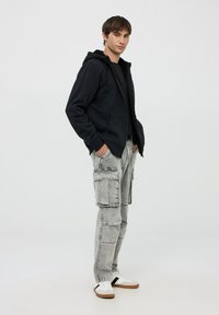 Terranova Felpa con zip - nero