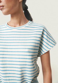 Soaked in Luxury Camiseta estampada - white