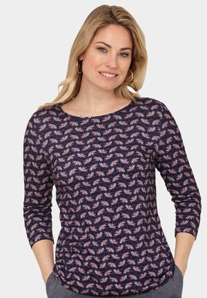 Marineblauwe langemouwen shirt met een bloemen- en bladerenpatroon in roze en beige. Zachte katoenmateriaal met een ronde halslijn en een ontspannen pasvorm.
