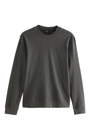 Sudadera gris oscuro de manga larga con cuello redondo, puños y dobladillo acanalados, mostrada sobre un fondo blanco.
