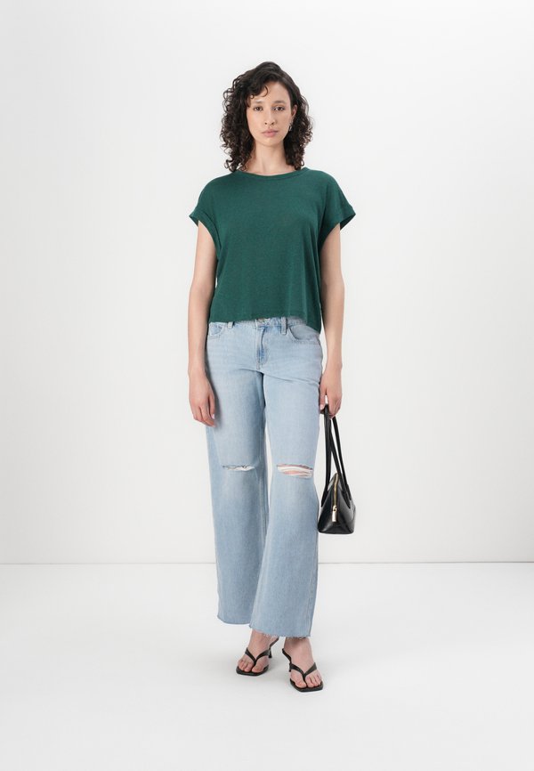 DOLMAN - Basic T-shirt - rain forest2