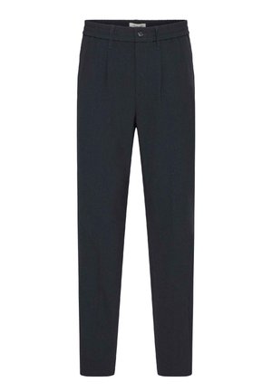 Čierne nohavice s priliehavým strihom, opatrené zapínaním na gombíky, záhybmi vpredu a hladkou textúrou látky. Pás s detailom na zoštíhlenie.