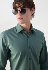 BOSS HANK KENT - Ing - open green