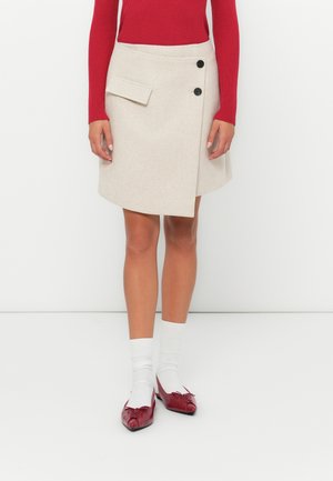 YASSEMANA SKIRT - A-line skjørt - oat milk