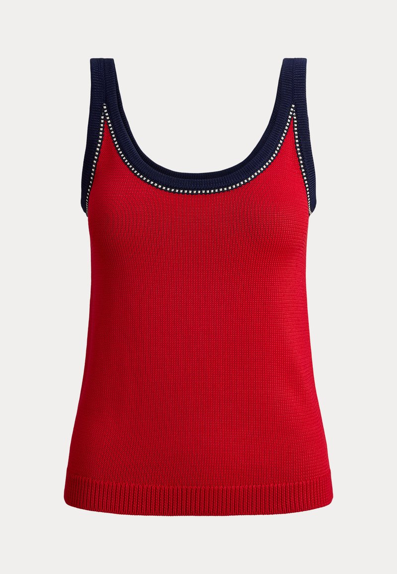 Κόκκινο πλεκτό τοπ χωρίς μανίκια με σκούρο μπλε περίγραμμα και λεπτομέρειες από ασημί χάντρες κατά μήκος του λαιμού και των ιμάντων στους ώμους.