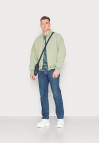 Levi's® VINTAGE - T-shirt básica - olas unexplored