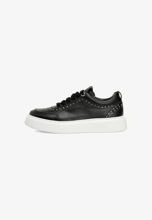 Nine West Tossud - black