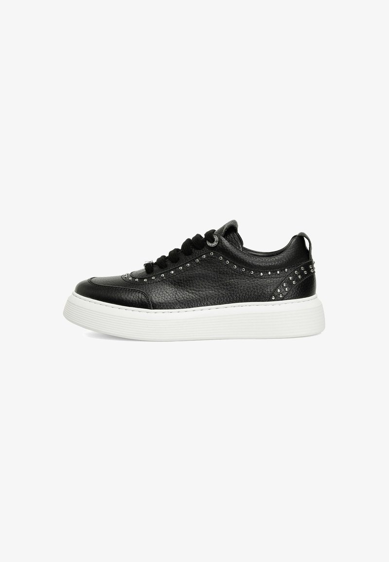 Nine West Matalavartiset tennarit - black