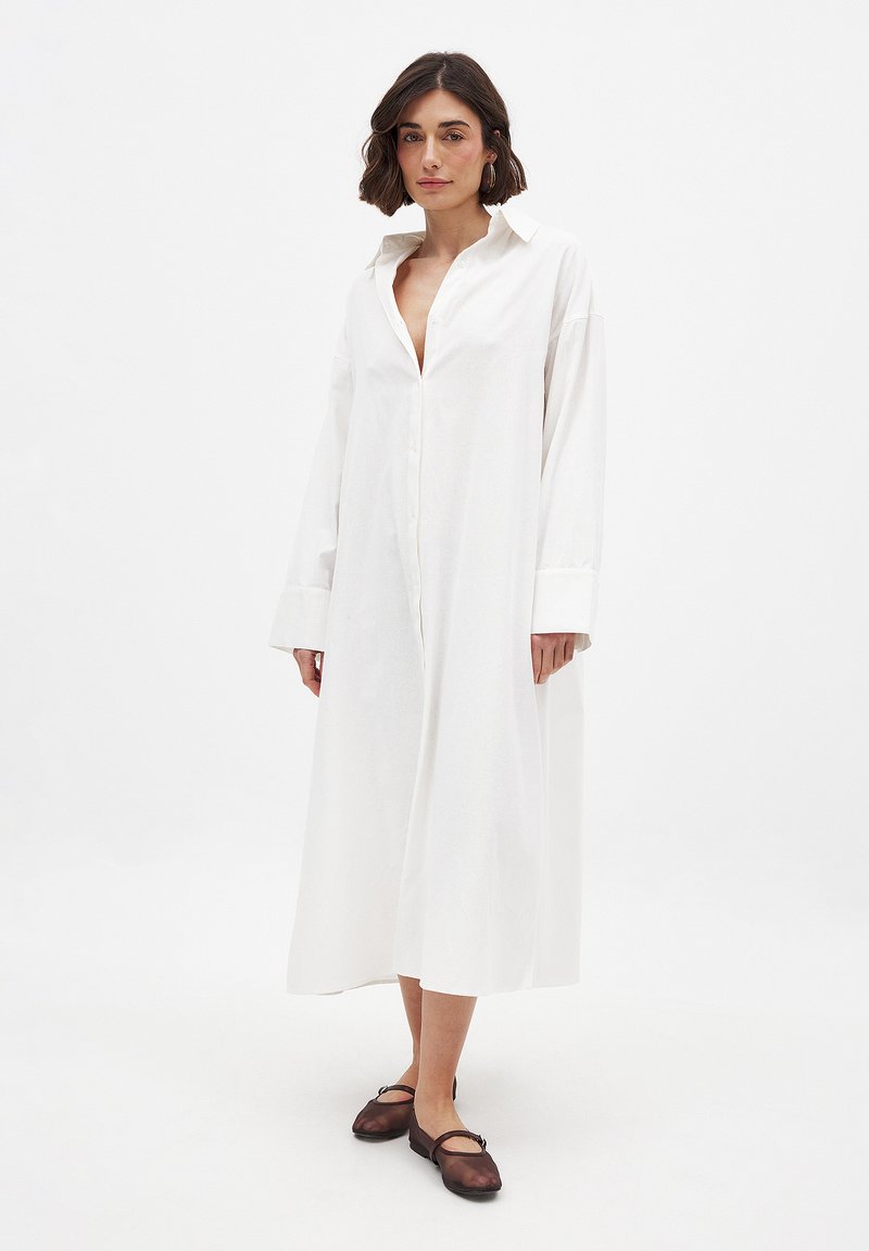 NA-KD MAXI - Särkkleit - white