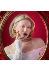 Makeup Revolution REVOLUTION TRULY SINFUL BLACK RING LIPSTICK - Läppstift - black